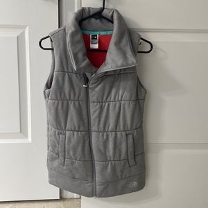 North Face vest size small